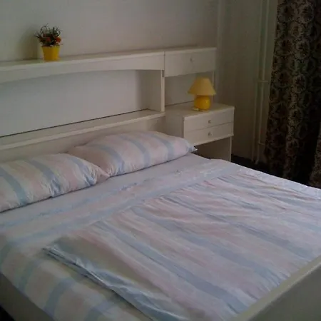 Line Hotel